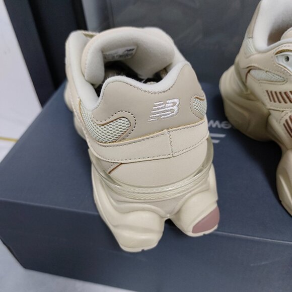New Balance 9060 Sneakers - Picture 4 of 6